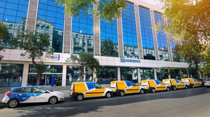 "Azərpoçt" yeni avtomobillər alacaq