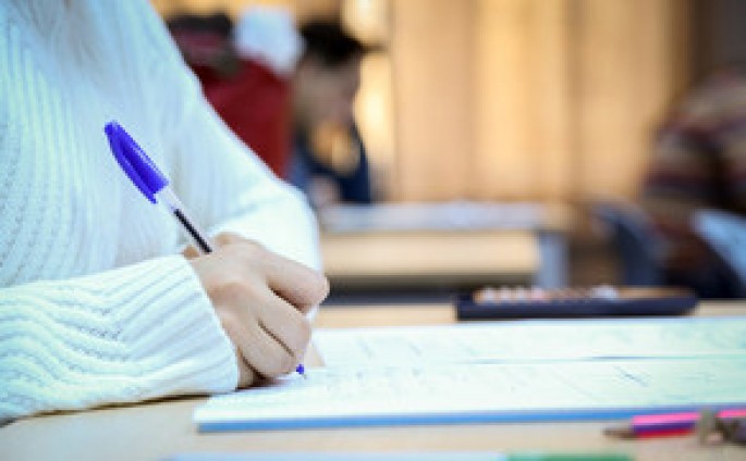 Bu gün 37 minə yaxın şagird buraxılış imtahanı verəcək