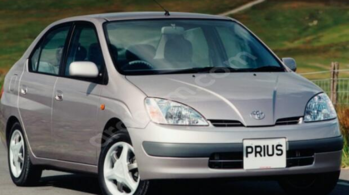 "Toyota Prius"un bazar qiymətləri - ARAŞDIRMA 