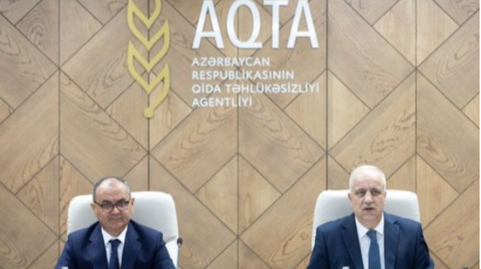 AQTA-da İrandan yüksəkriskli məhsullar idxal edən sahibkarlarla görüş keçirilib - FOTO 
