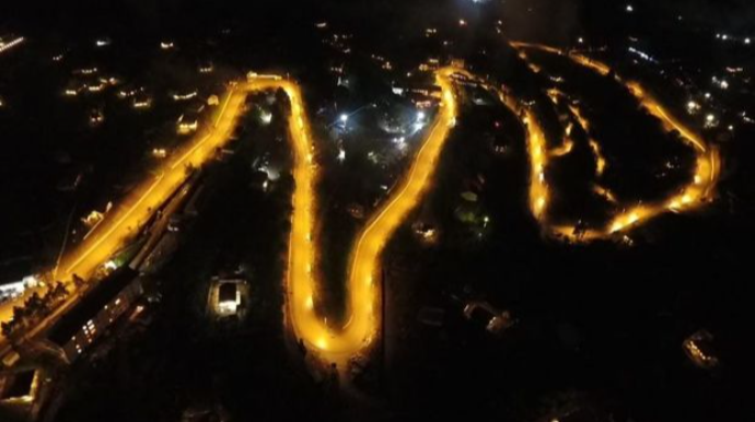 Laçının yolları gecələr işıq saçır - FOTO 