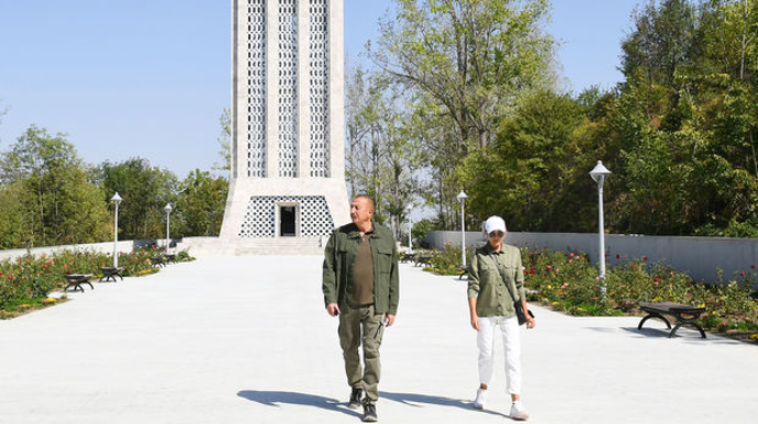 İlham Əliyev və Mehriban Əliyeva Şuşada Vaqif Poeziya Günlərinin  açılışında