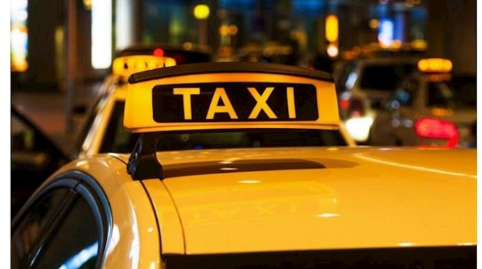 Müştəri sifarişdən imtina edən taksi sürücüsünü döydü