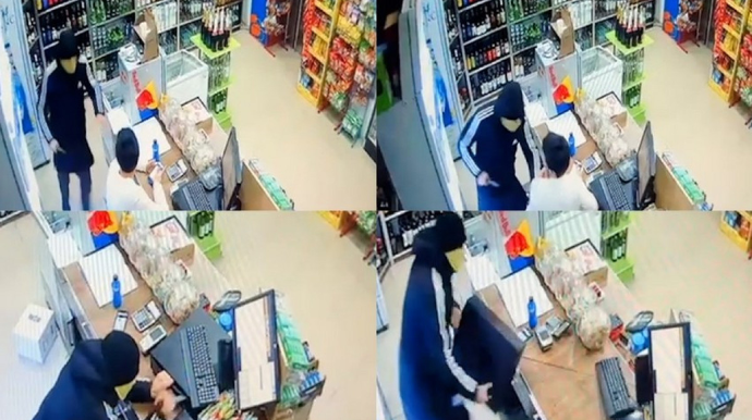 Satıcını bıçaqla hədələyib kassa aparatını ələ keçirən şəxsə hökm oxunub 