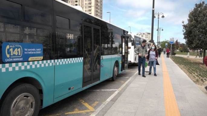 İctimai nəqliyyatdan maskasız istifadə edənlər hələ də var  - VİDEO