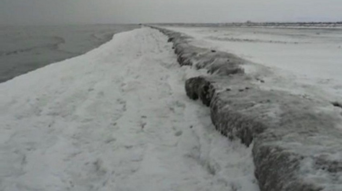 Институт географии НАНА  о причине замерзания прибрежной полосы Каспия