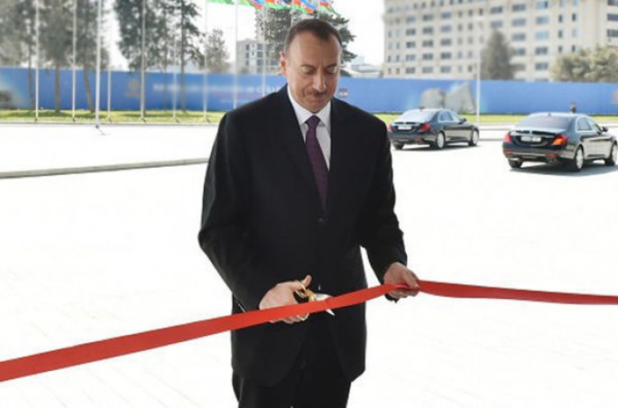 İlham Əliyev Pirşağı dəmir yolu stansiyasının açılışında - FOTO