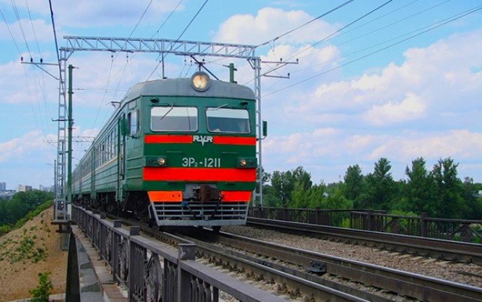 Bakıya gələn qatarlar gecikir: sərnişinlərin halı pisləşib - Qəza olub