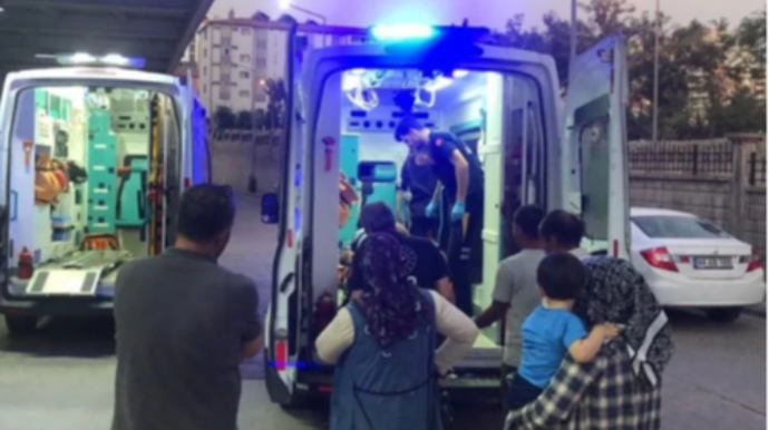 Türkiyədə hərbi avtomobil TIR-la toqquşdu - 5 yaralı 