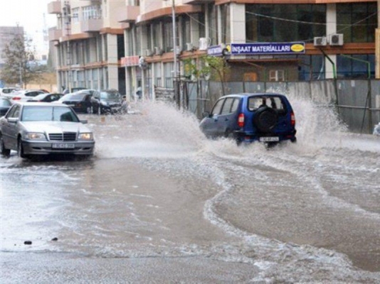 Suyu vurduq gölə, o da daşdı...