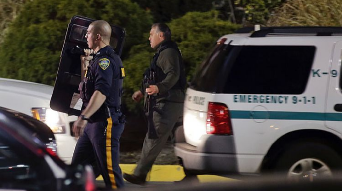 Во время погони со стрельбой в США пострадали три полицейских