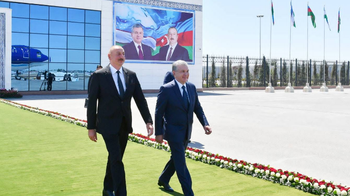 Müstəqil siyasət kursu 