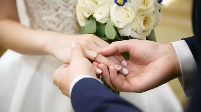 Qanun var, amma əməl olunmur - Azərbaycanda yenə qohum evliliyi baş tutdu 