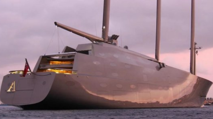 "Yaxta ovu" davam edir:  Daha hansı oliqarxlar "oyuncağı"nı itirdi?