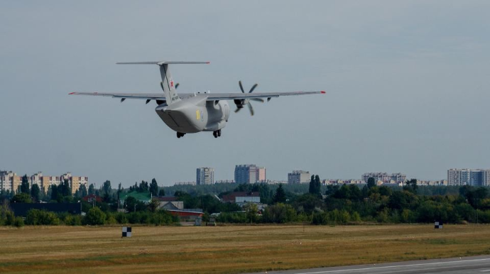 Rusiyada hərbi təyyarə qəzaya uğrayıb   - VİDEO