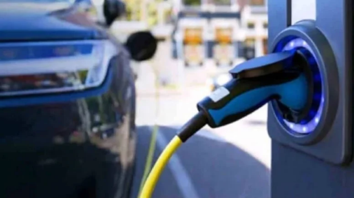 Sürətli doldurma elektrikomobillərin batareyasına ikiqat zərər verir – ARAŞDIRMA 