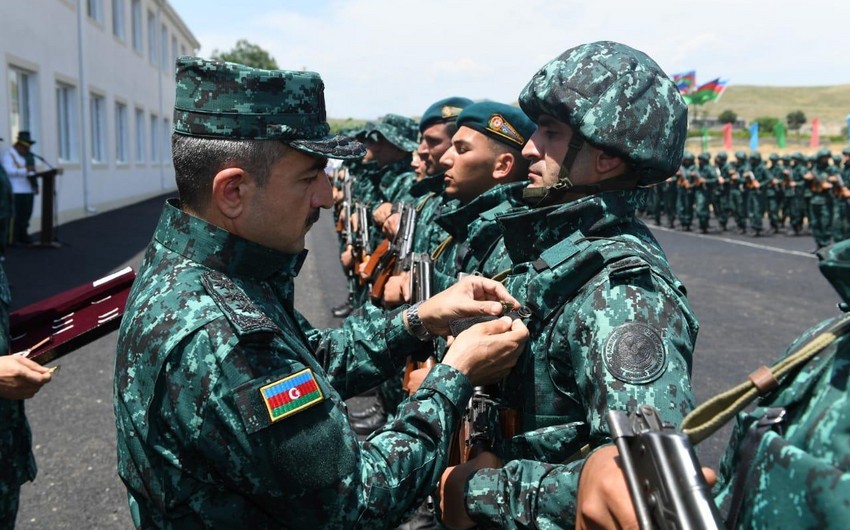 Vətən müharibəsi qəhrəmanlarına orden və medallar təqdim olunub