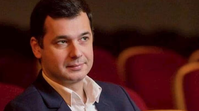 Oleq Əmirbəyov vəzifəsindən azad EDİLDİ