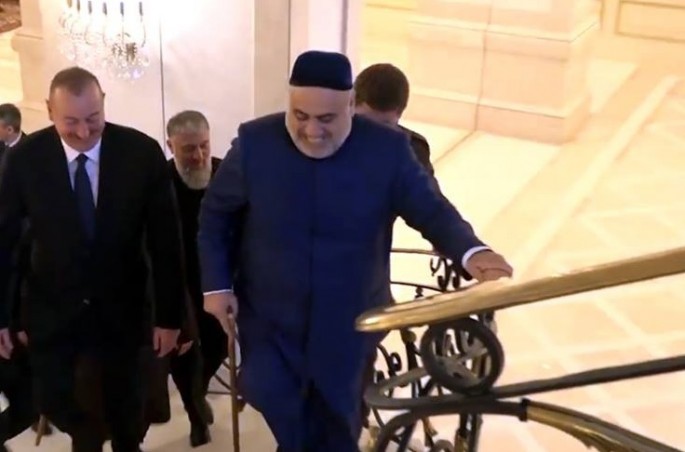 Kadırov prezident və şeyxi belə güldürdü – VİDEO