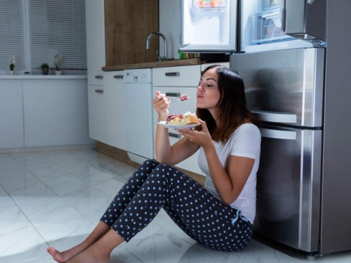 Gecələr yemək yeyənlər həkim XƏBƏRDARLIĞI