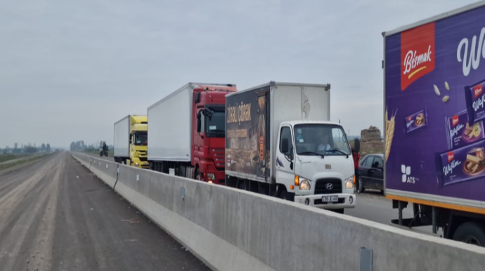 Ermənilərə göndərilən ərzaq yükünə nələr daxildir? - FOTO 