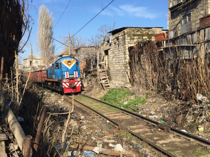 “Məmurlar qeyri-qanuni tikililərə şərait yaradıb”