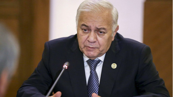 Oqtay Əsədovun qardaşının ölkədən çıxışı qadağan edildi