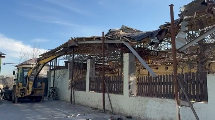 Bakıda qanunsuz tikililər sökülüb  - FOTO - VİDEO