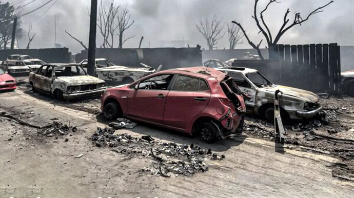 Сотни машин сгорели дотла на штрафстоянке в Мексике 