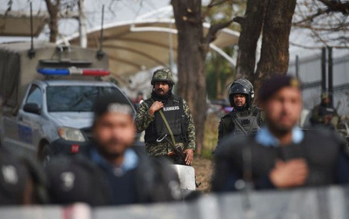 Polis bölməsinə hücum - 2 ölü, 19 yaralı