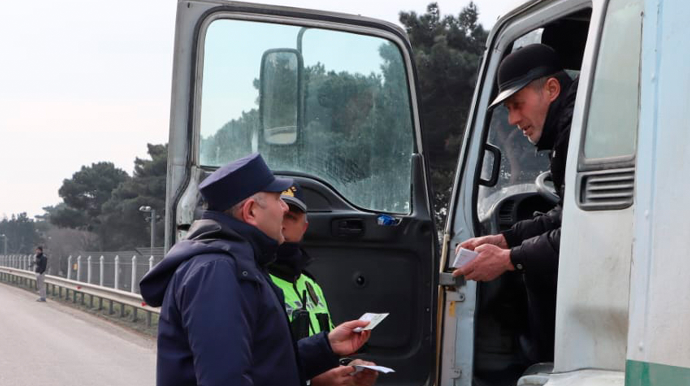 Yük daşımalarında iştirak edənlərə XƏBƏRDARLIQ: 40 manat cəriməsi var - FOTOLAR