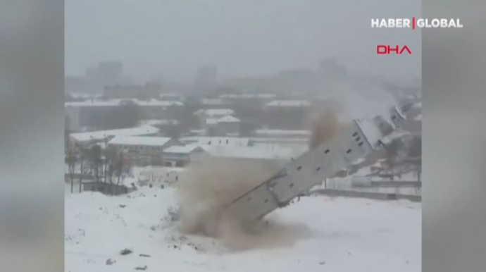 Nəhəng lift qalası partladıldı – ANBAAN VİDEO