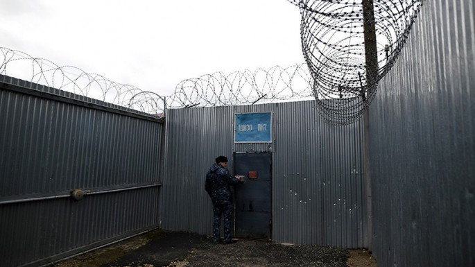 Dustaqlar arasında dava: 15 yaralı