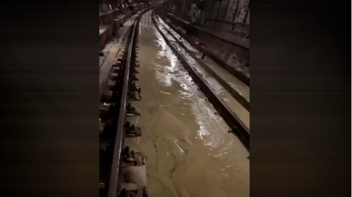 Kiyevdə metronu su basdı