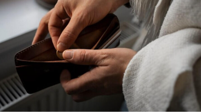 Vəfat edən şəxsin yığılıb qalan pensiya kapitalının aqibəti necə olacaq? - VİDEO 