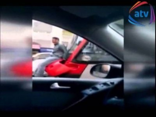 Qatar 4 stansiya sürücüsüz getdi - VİDEO