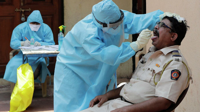 Hindistanda koronavirusa yoluxanların sayı 1 milyonu ötdü