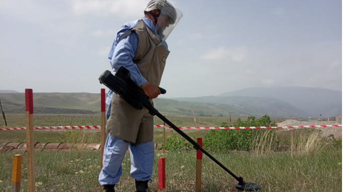 ANAMA:  Azad olunan ərazilərdə daha 379 mina aşkarlanıb