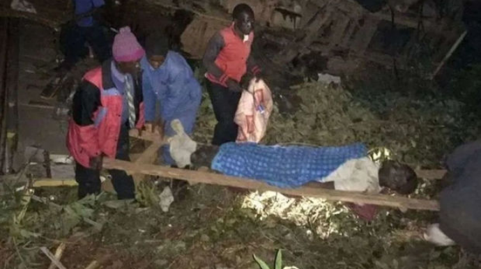 Pasxanı qeyd etmək üçün yola çıxan ziyarətçilər qəzaya düşdülər: 35 sərnişin həlak oldu 