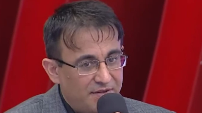 Vətəndaşları müəllim işinə düzəldəcəyi adı ilə dələduzluq edən şəxsə hökm oxundu 