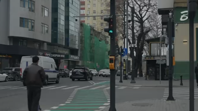 “Nizami” metrosu qarşısında velosipedçilərin təhlükəsizliyi təmin edildi - VİDEO