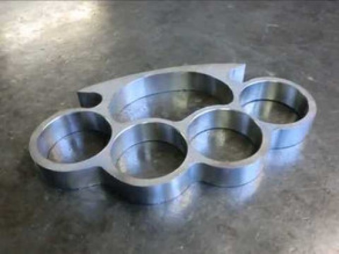 Gəncə sakinindən qaz tapançası, bıçaq, beşbarmaq və narkotik götürülüb