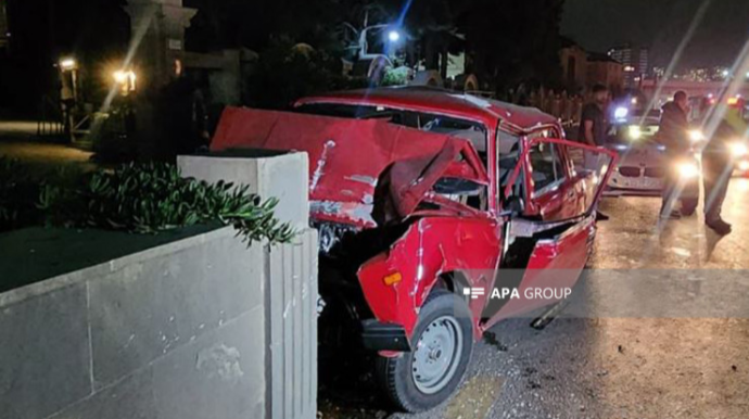 “Jiquli" betona çırpıldı, sürücü öldü    - FOTO