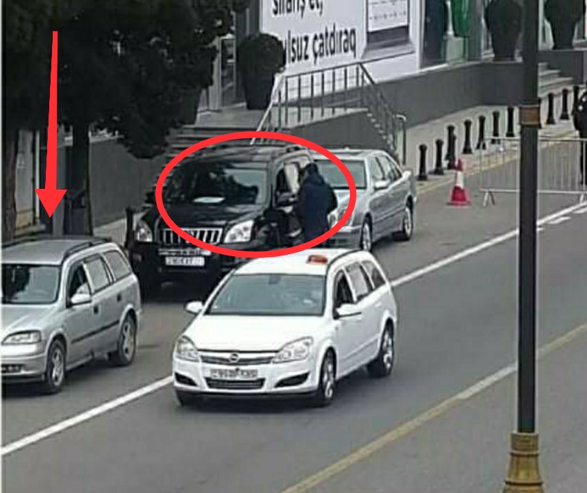 Polis maskaya görə cəriməni yerində aldı - Sürücüyə 20 manatlıq "sürpriz"  - FOTO