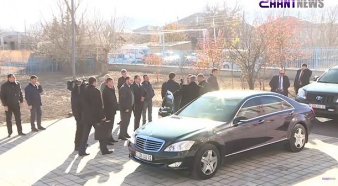 Paşinyan xalqı belə aldadır – Avtomobilinin qiyməti fantastikdir