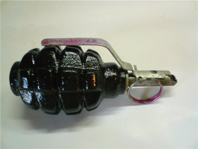 Sabunçu rayon sakinindən narkotik və qumbara götürülüb