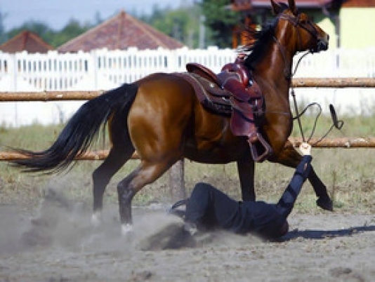 At 20 yaşlı oğlanı sürüdü - Bakıda