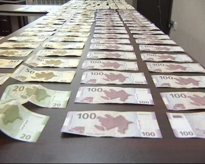 Polis külli miqdarda saxta əskinası dövriyyədən çıxarıb