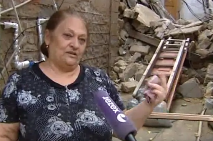 Bakıda güclü yağış: 8 avtomobil dağıntılar altında qalıb, 2 evə ziyan dəyib - VİDEO