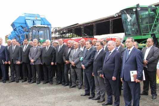 Yeni pambıqyığan kombaynlar gətiriləcək - Azərbaycana